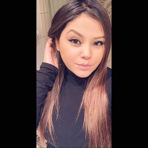 Meet your Posher, Danya